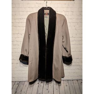 Alorna vintage fur & satin lined wool coat 2x *